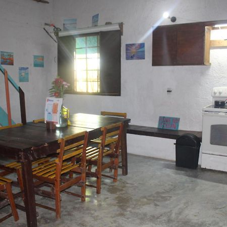 Hostel Utopia Isla Holbox Bagian luar foto